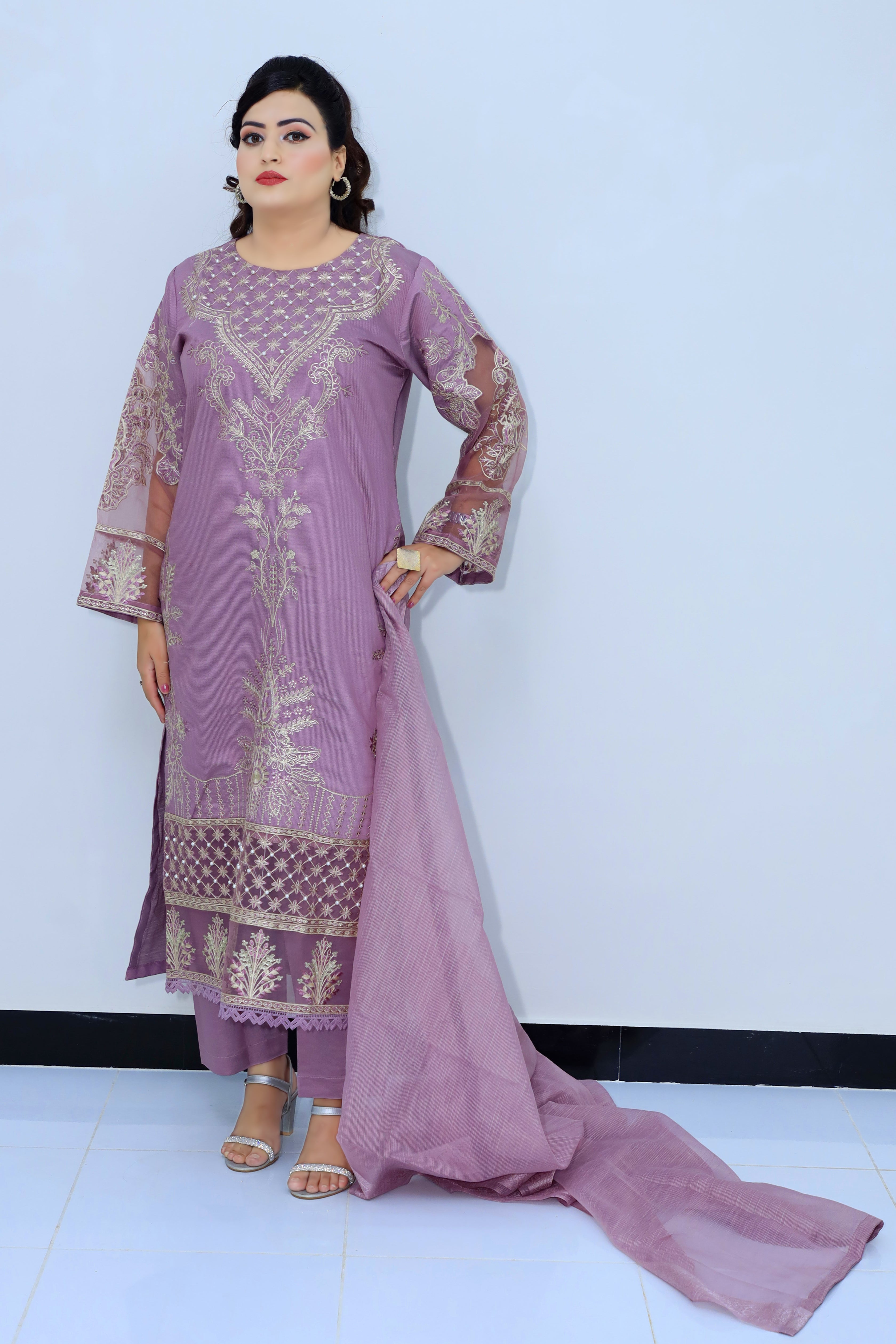 3-Piece Khadi Suit with Embroidered Neckline and Organza Detailing