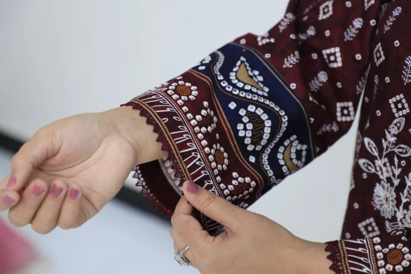 3-Piece Embroidered Khadar Suit with Printed Dupatta - Image 2