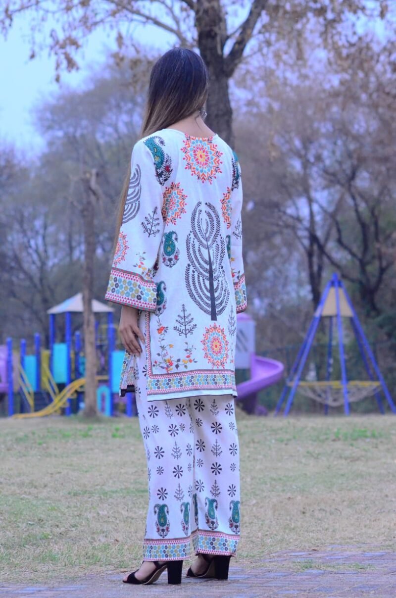 Elegant Summer Lawn Co-Ord Set with Embroidered Beaded Neckline - Image 3