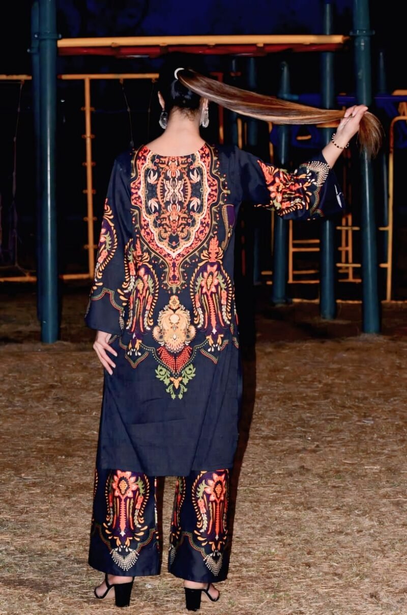 2-Piece Printed Co-Ord Set with Embroidered Neckline - Image 3