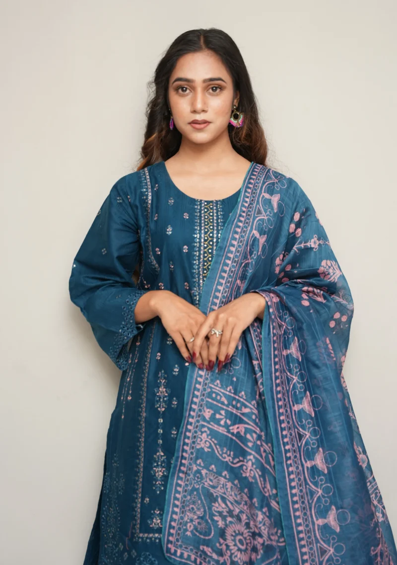 3-Piece Cotton Suit – Zinc with Printed Diamond Munaar Dupatta
