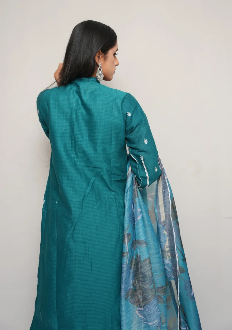 4-Piece Embroidered Cotton Gown Set – Luxury Look with Chiffon Dupatta - Image 4