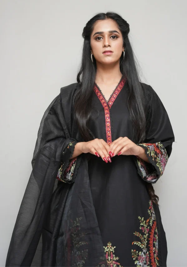 3-Piece Black Under Cut Shirt Set – Multi-Color Embroidery & Cutwork Lace